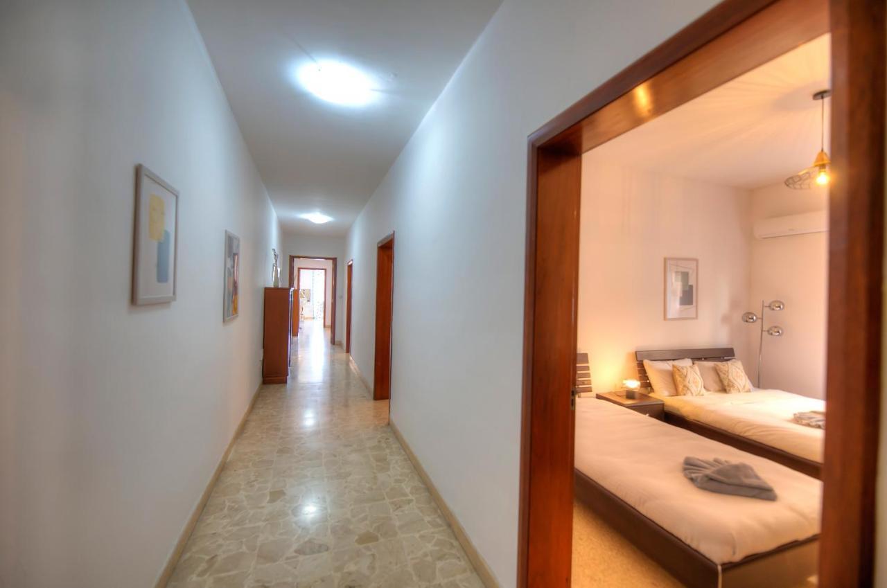 Enormous 3Bedrooms Seafront With Balcony Pdeh1-1 Sliema Eksteriør bilde
